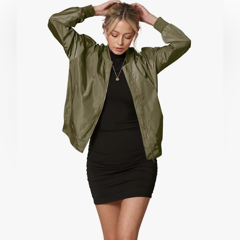 Classic Lightweight Jacket Multi Pocket Windbreaker Bomber Jacket -olive